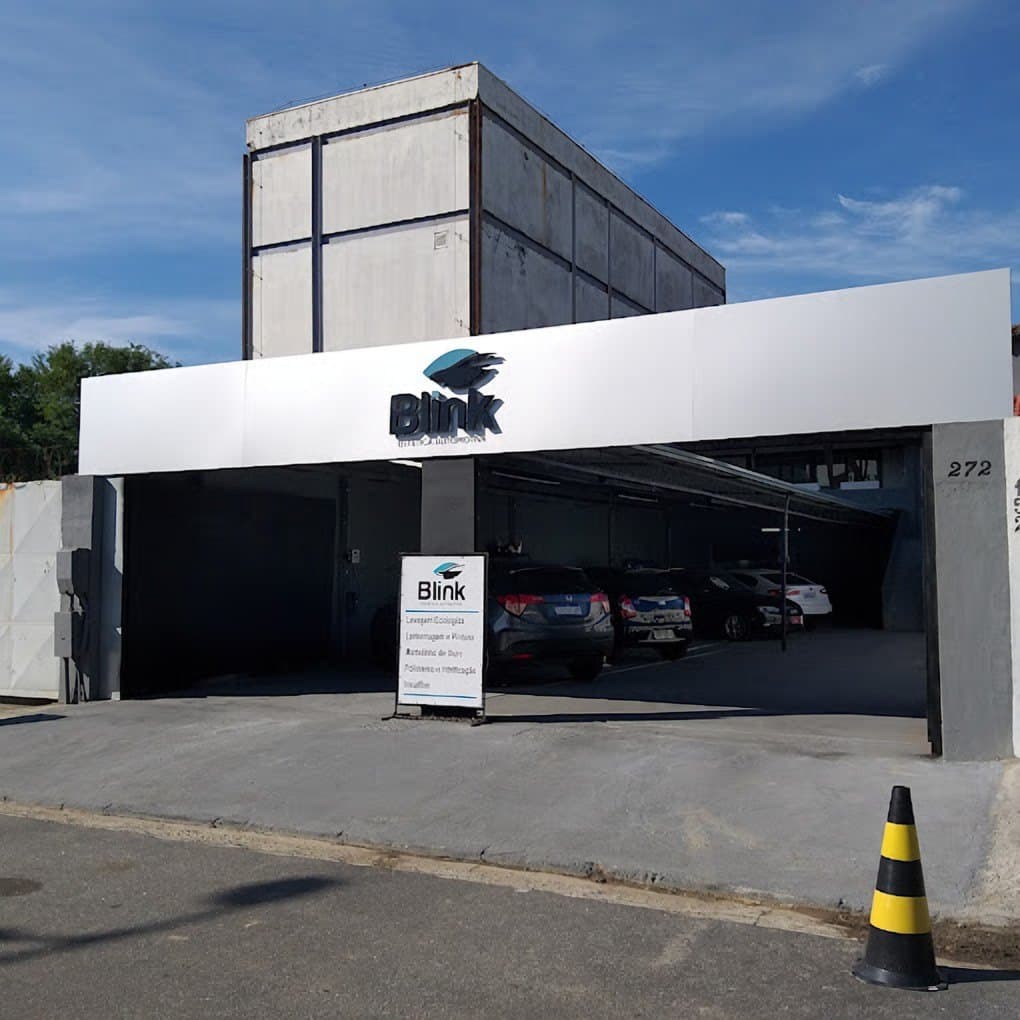 Fachada da Blink Estética Automotiva na Rua Joathur Bueno, 272